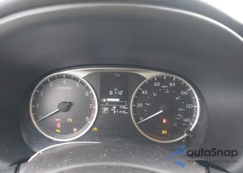 2019 Nissan Kicks S z USA, uszkodzony, nr VIN 3N1CP5CU7KL565844